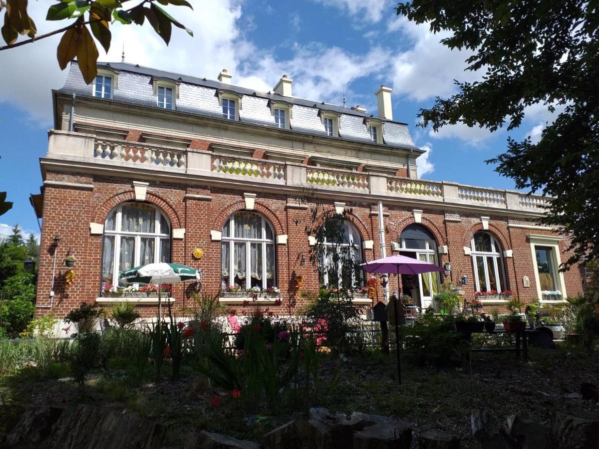 Villa Les Camelias Fontaine-les-Vervins Bagian luar foto